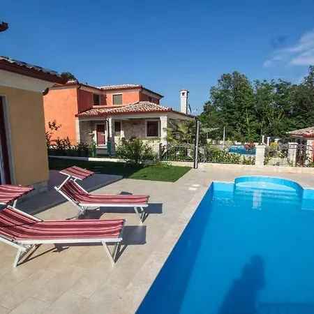 Villa Mateja Karigador Exterior photo