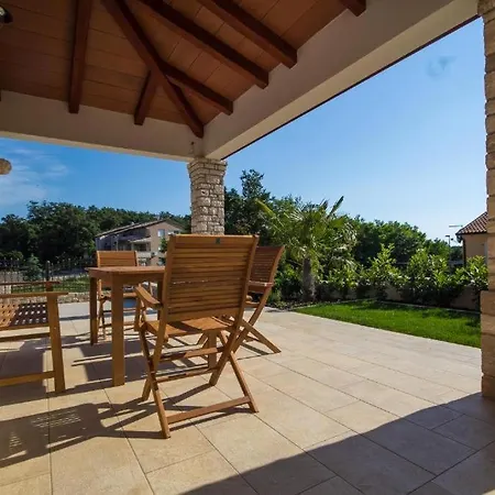 Villa Mateja Karigador Exterior photo